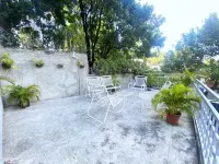 Charming studio in awesome Petion-Ville/Musseau with AC and Inverter Các khách sạn ở 