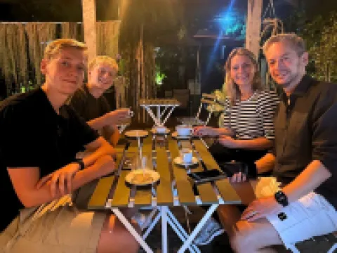 The Ivy Lake โรงแรมในอนุราธปุระ