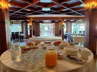 Danis Hotel Hotels near Spille Beach