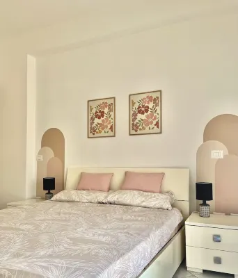 Casa Alice Apartment sleeps 4 in the center of Nizza Monferrato Hotel in zona Sug@R(T)_house Figli di Pinin Pero