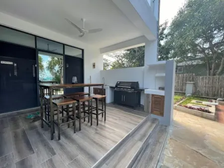 Little Canada Beach House