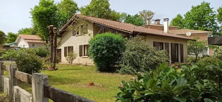 The Landes house, traditional habitat.