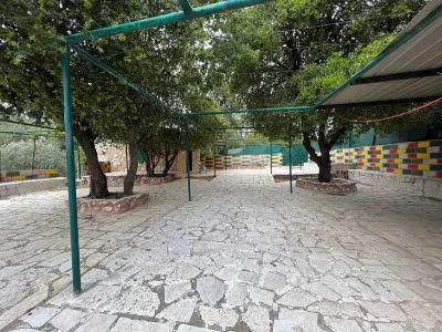 The Oaks Farm, near Abu Mahmoud Rock Clift and on the Jordan trial 住宿飯店