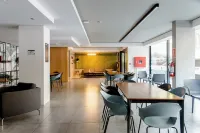 Luxury 1-bedroom apartment near WTC Montevideo with infinit pool 몬테비데오 호텔