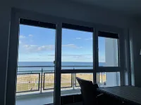 Sea view hut directly on the Baltic Sea beach (ideal for 1-2 persons)