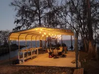 Eagle Point-Cozy Lake living House and Cottage. Family, pets and your boat. Hotels in Putnam County