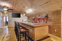 Secluded & Tranquil Retreat for 14 in the Poconos – Firepit/Games/Stargazing+