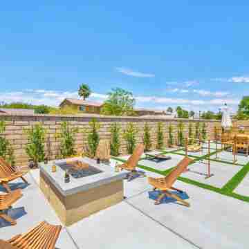 Charming 3BR SaltWaterPool&Jacuzzi FirePit Game Room AC WIFI Hotel Exterior