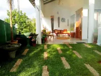 Queens Garden Villa ,Kandy Hotel di Peradeniya