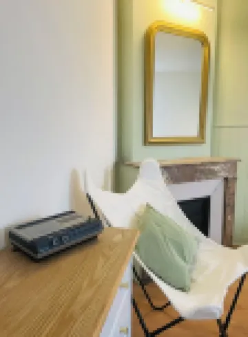 10-minute walk from the spa and train station, comfortable apartment.