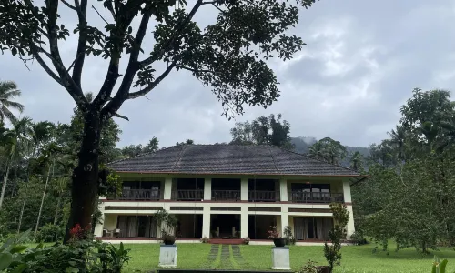Windermere River House
