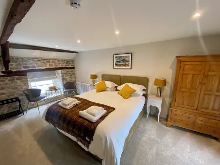 Y Castell Отели в г. Лландейло