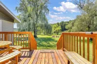 Whispering Willow Retreat - Hot Tub & Fire Pit, 14Min to NRG