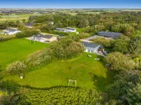 "Jerrit" - 1.4km from the Sea