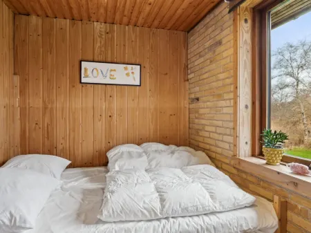 "Svanborg" - 40m from the sea