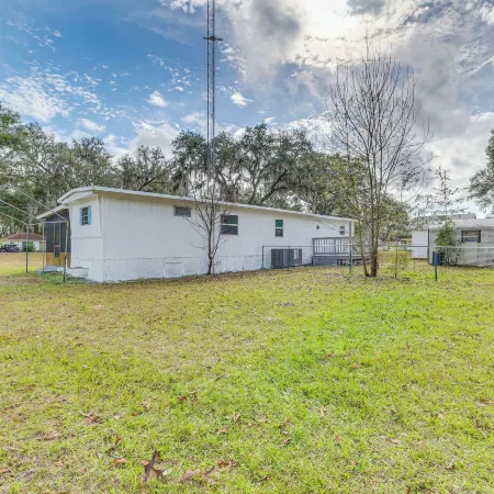 5 Mi to Golf: Charming Hernando Home w/ Deck