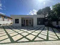 Charming 2-bedroom house in lovely Orange Bay Negril  with WiFi, AC