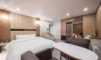Brown Dot Hotel Andong Okdong - Parkering