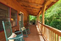 🐾 Bobcat Run - real log cabin w/ huge hot tub! Near Watauga Lake 🚤 & River 🐟 Hoteles en Municipio de Laurel Creek