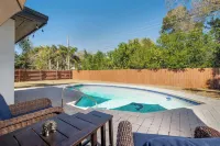 Heated POOL Oasis DOG/FAMILY Welcome! 6mi-BEACHES & 2mi to DWTN! Fast/Free WI-FI