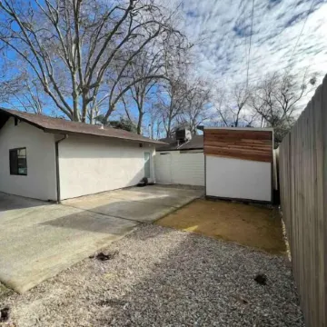 East Park Studio | Downtown Style