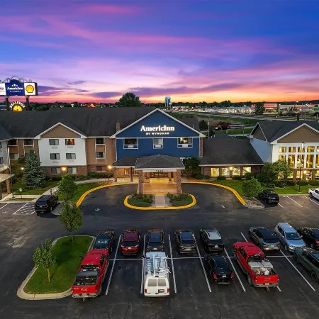AmericInn by Wyndham Green Bay East