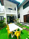 Backdoor Villa - 3-Star