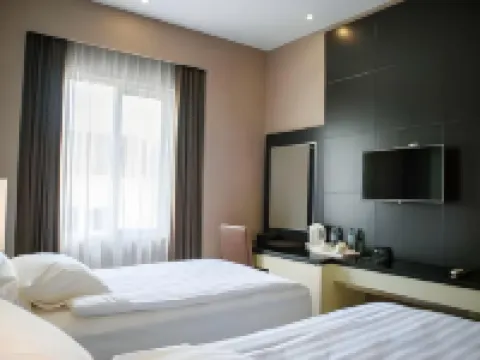 Karlita Hotel Tegal Hoteles en Tegal