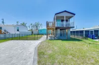 2 Mi to Anna Maria Island Newly Built Home!