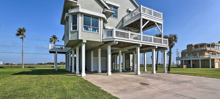 Ocean-View 'Kahala Beach Bliss' Home in Galveston! Hotels in Galveston