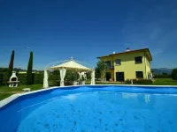 Villa in Montecarlo with Pool and Scenic Views Hotels in Montecarlo