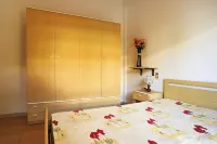 Apartment near Majella Park & Beach