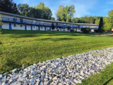 Econo Lodge Lee - Great Barrington