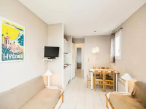 Residence La Pinede apartments