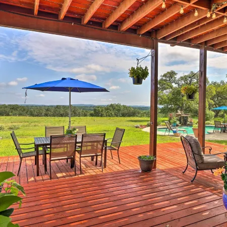 Cozy Spring Branch Cottage in Hill Country!
