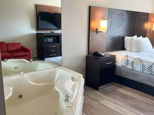 Motel 6 Tulsa, OK - Airport Hotels in Tulsa