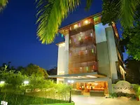 Spice Grove Hotels in Kattappana