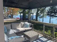 Lakefront w/Incredible Sunsets/3 Br/Pets Welcome/All Season/Near Rock Point PP