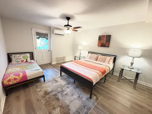 Spacious 2-bedroom, 1 bathroom Basement Apartment near Braves Stadium