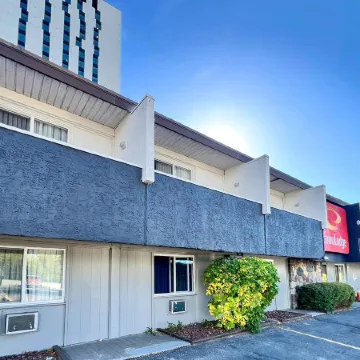 Econo Lodge Motel Village