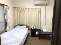 Minshuku Warakuya Hotels in Kobayashi