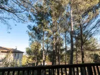 4 Room House 8 People - Budget