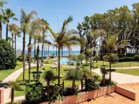 Beachfront Apartment -Don Juan Manilva Hotels in Manilva