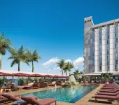 Rok Hotel Kingston, Tapestry Collection by Hilton - Pools