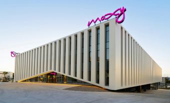 Moxy Alfragide Lisboa