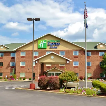 Holiday Inn Express & Suites MONACA - CENTER TOWNSHIP by IHG