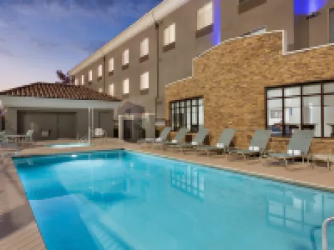 Holiday Inn Express & Suites MERCED - YOSEMITE NATL PK AREA by IHG Hotels in Merced