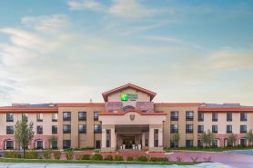 Holiday Inn Express & Suites ATASCADERO by IHG