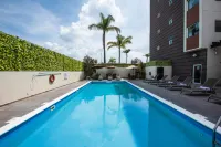 Holiday Inn Express & Suites CELAYA by IHG - Family