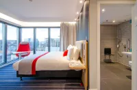 Holiday Inn Express London-Ealing by IHG - sul mare